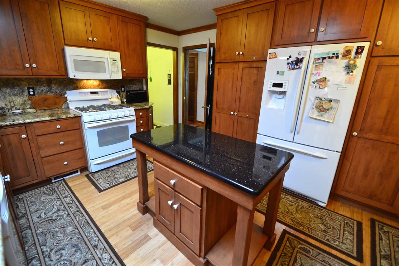 4912 Old Mill Road Fort Wayne, IN 46807 - Photo 5 of 29