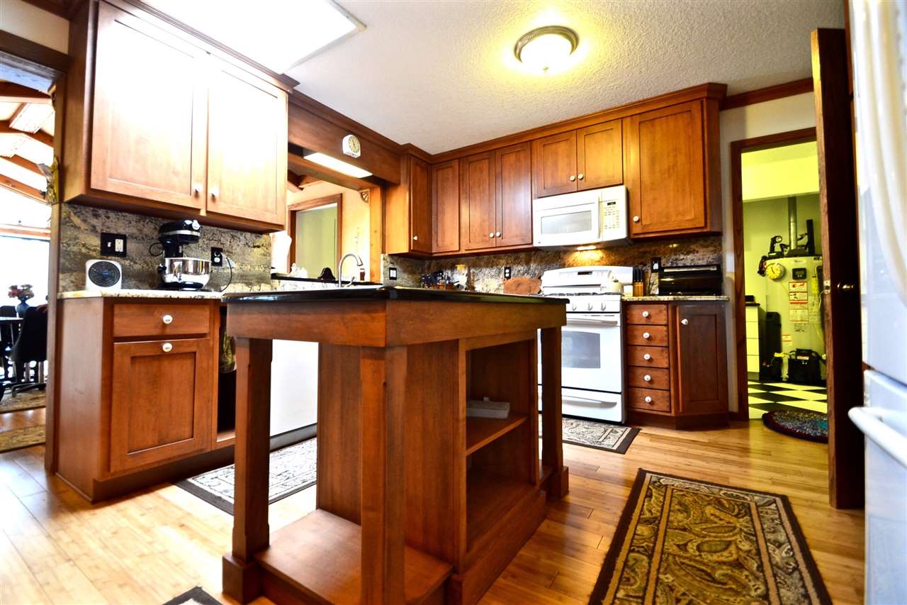 4912 Old Mill Road Fort Wayne, IN 46807 - Photo 6 of 29