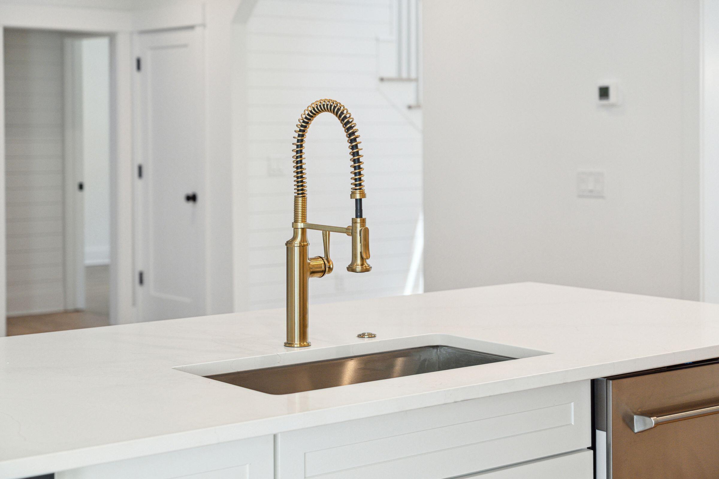 380 Tidal Reef Circle Mount Pleasant, SC 29464 - Photo 19 of 55 380 Tidal Reef Circle