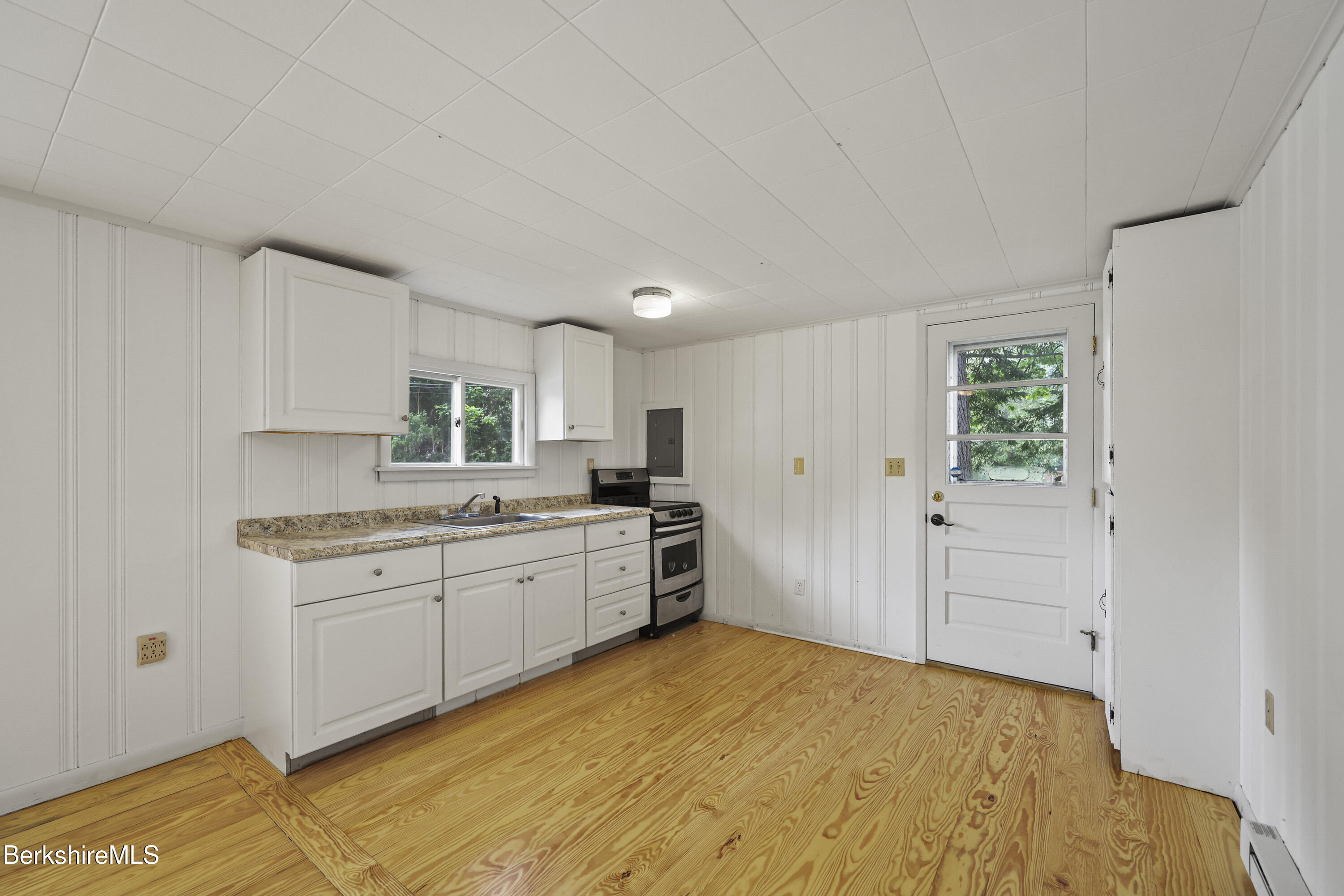 20 Pine Road Richmond, MA 01201 - Photo 16 of 28 65 Kitchen
