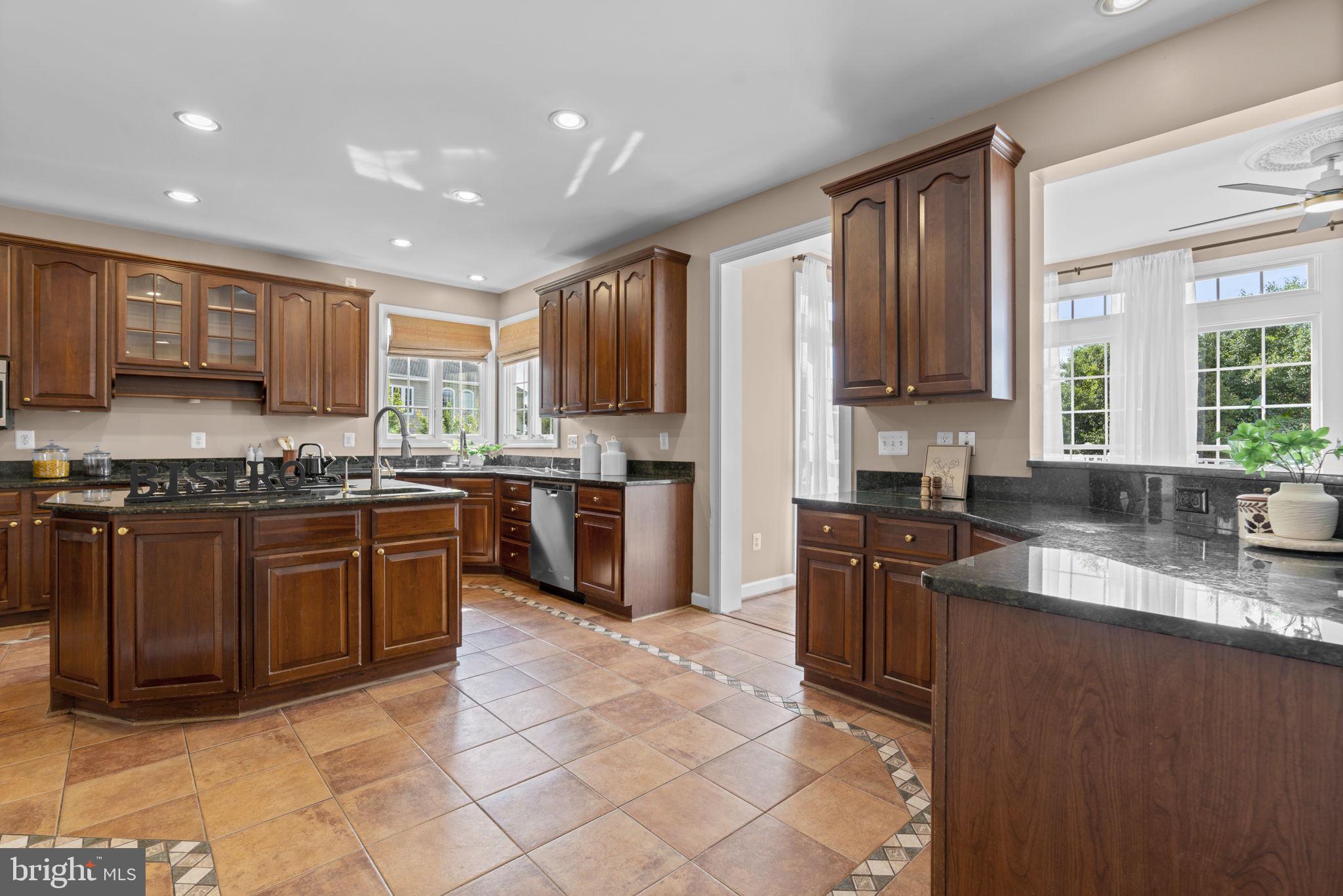 12020 Open Run Road Ellicott City, MD 21042 - Photo 14 of 102 Kitchen