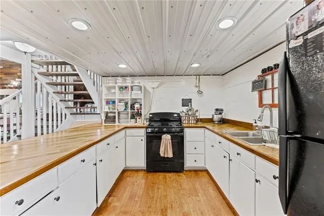 $275,000 | 26674 Southeast 200th Road, Kincaid, KS 66039