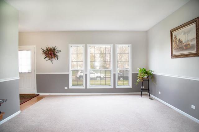 415 Ginger Lane Elgin, IL 60120 - Photo 4 of 27