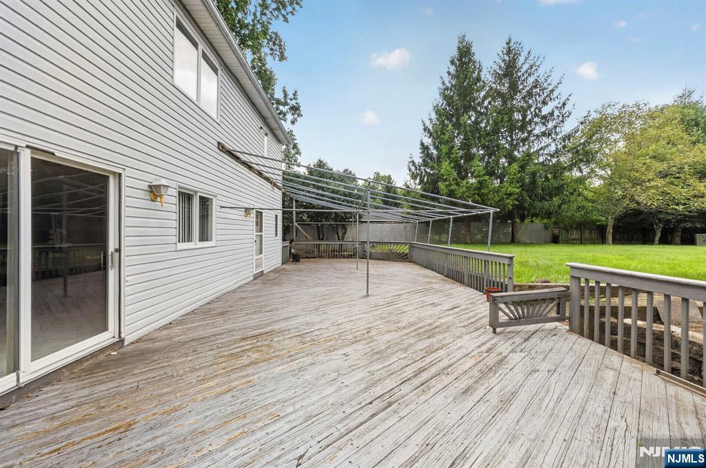 163 Oldham Road Wayne, NJ 07470 - Photo 39 of 50 Gallery Image 39