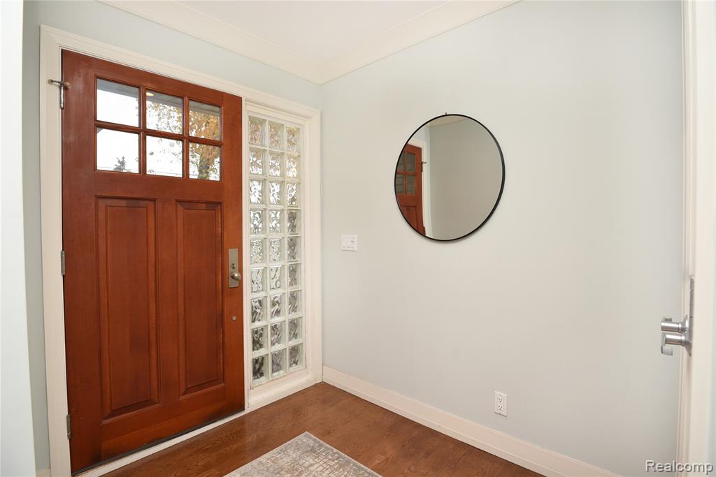 6727 Lahser Road Bloomfield Hills, MI 48301 - Photo 3 of 35 Gallery Image 3