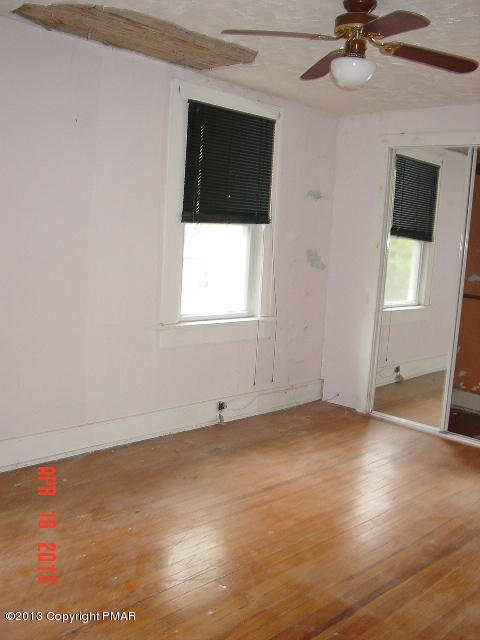 22 Ridge Street Dallas, PA 18612 - Photo 10 of 17 master bedroom