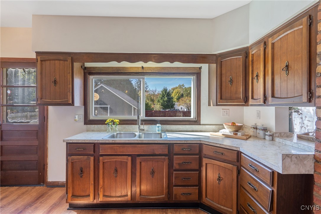 215 North Street Oneida, NY 13421 - Photo 18 of 36 Amazing backsplash and countertops provide plenty