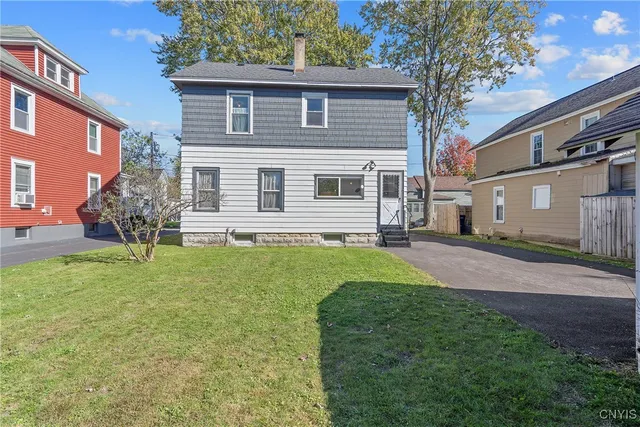 $214,900 | 215 North Street, Oneida, NY 13421