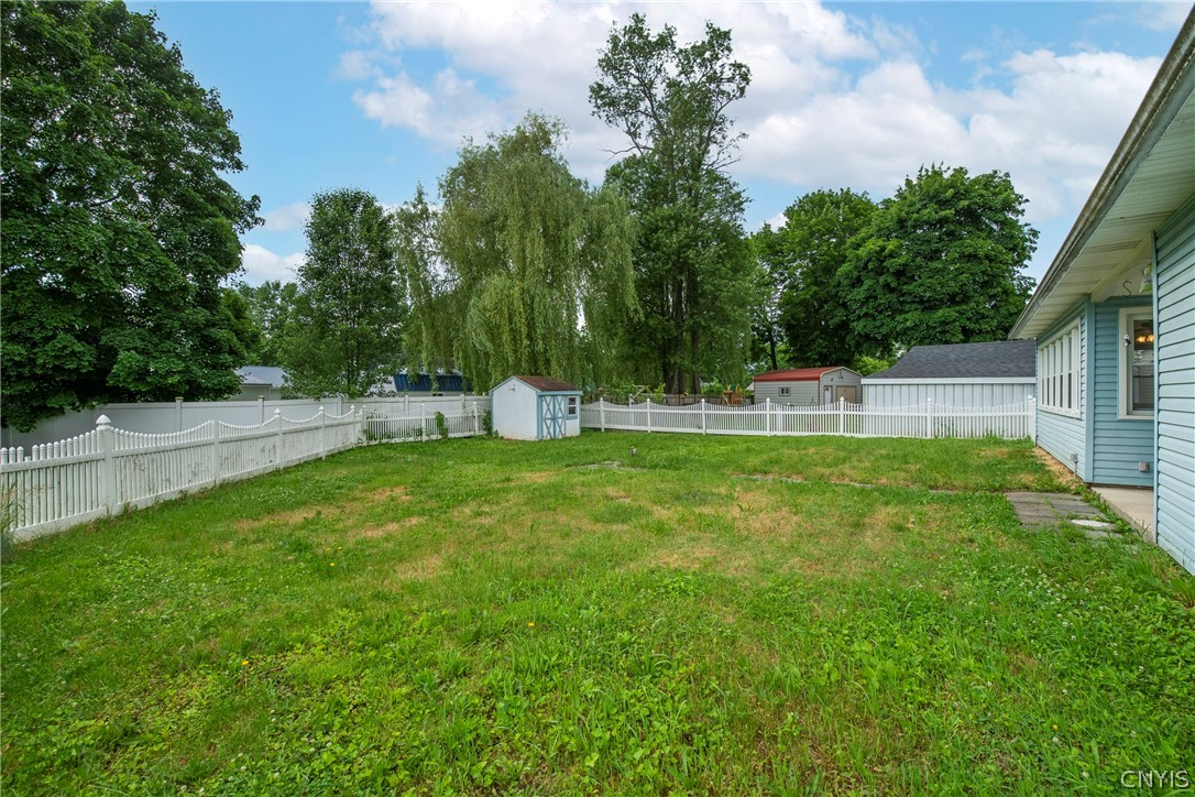 401 Van Dyke Road Utica, NY 13502 - Photo 30 of 50