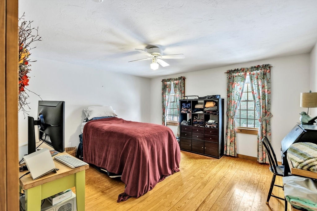 85 Clamshell Cove Road Barnstable, MA 02635 - Photo 7 of 36