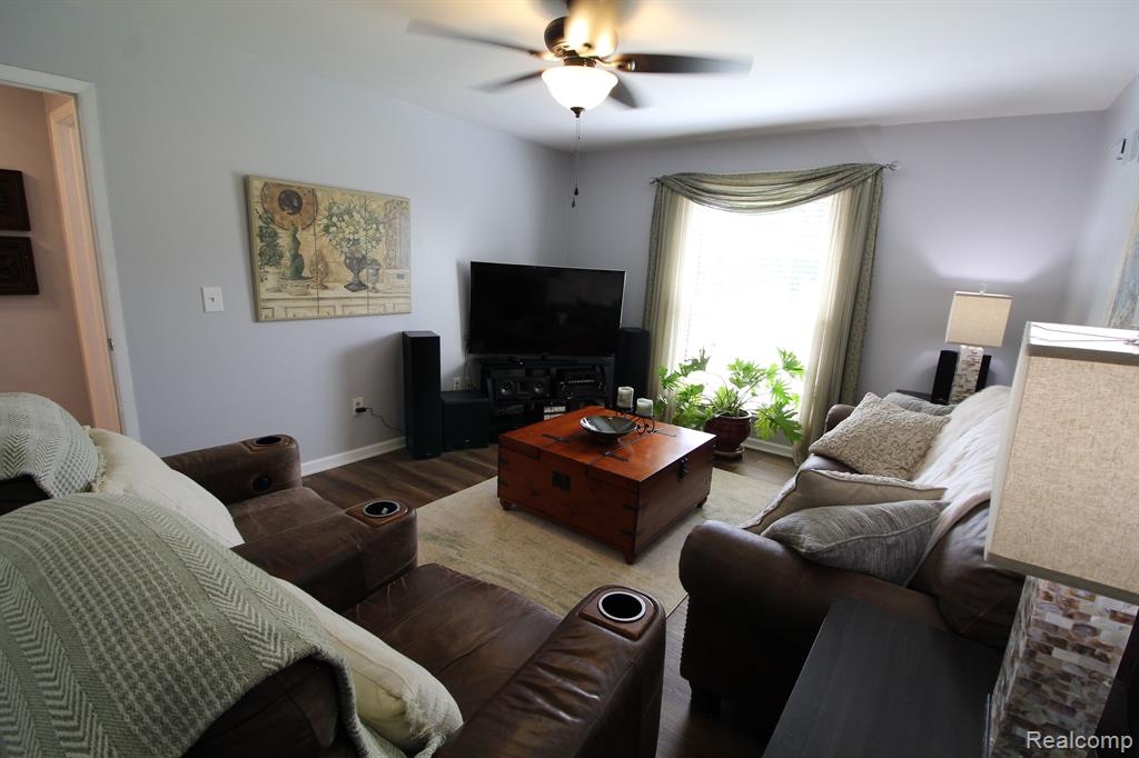 31775 Ridgeside Drive, Unit 2 Farmington Hills, MI 48334 - Photo 41 of 90