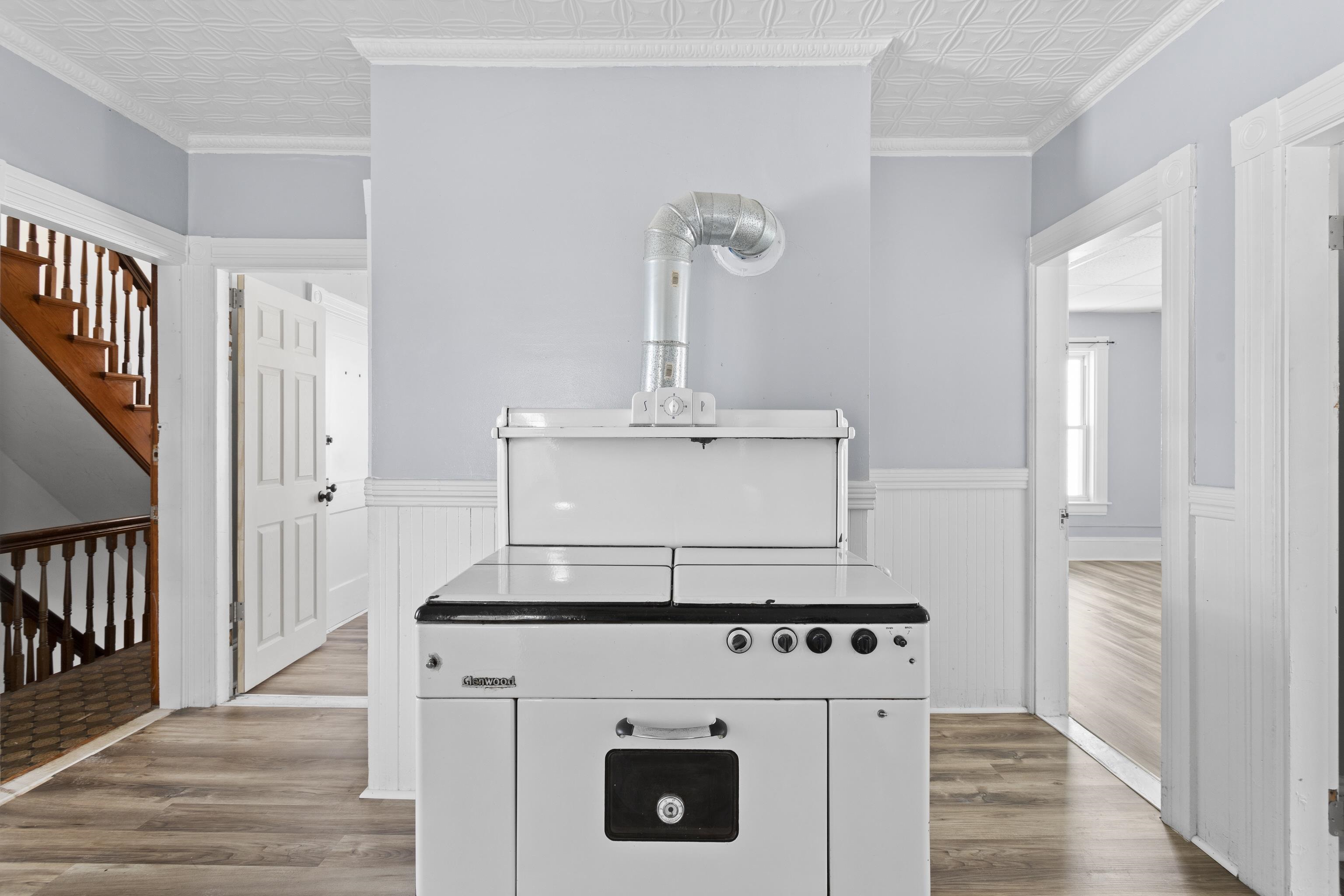 214 Bremer Street Manchester, NH 03102 - Photo 25 of 41