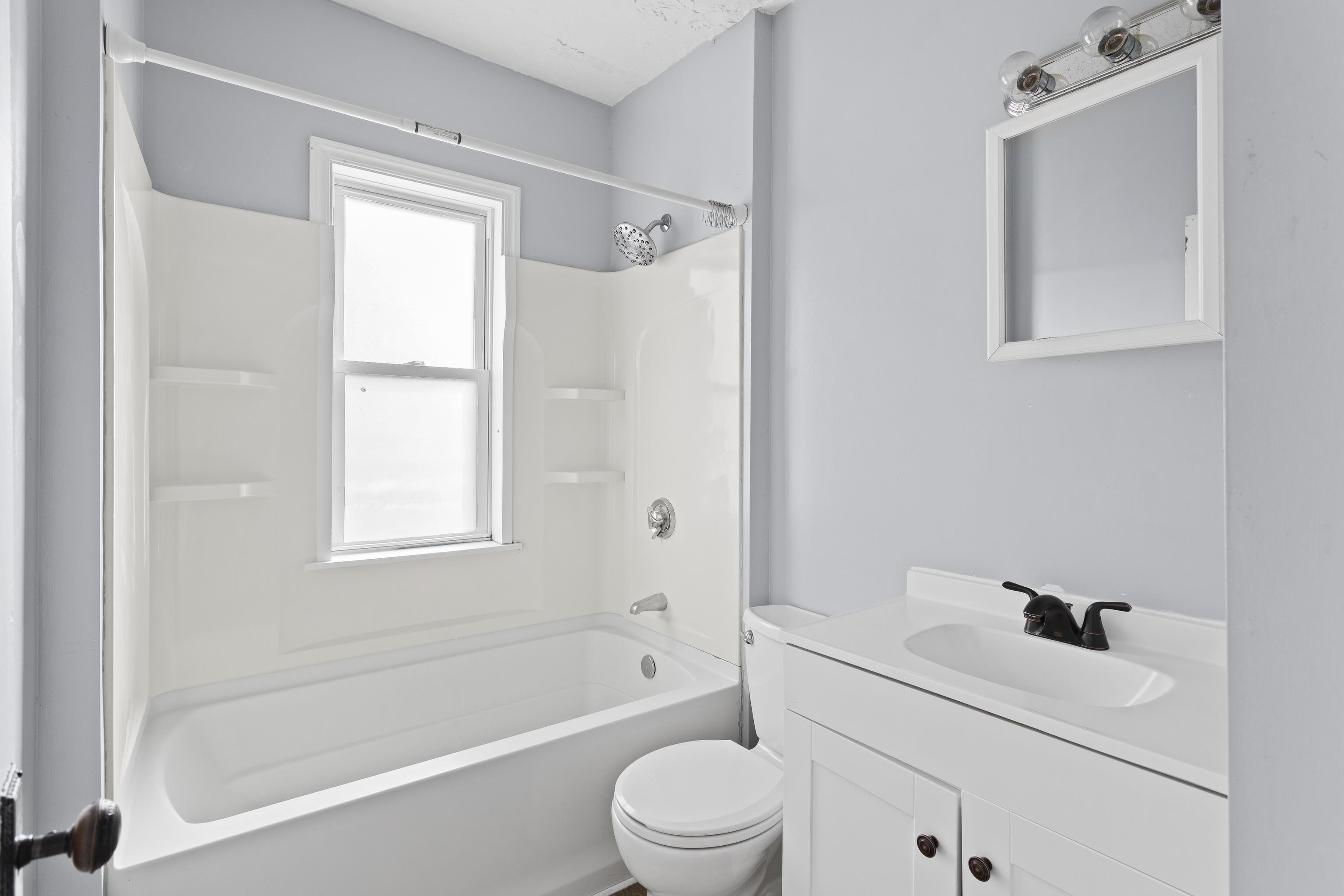 214 Bremer Street Manchester, NH 03102 - Photo 29 of 41