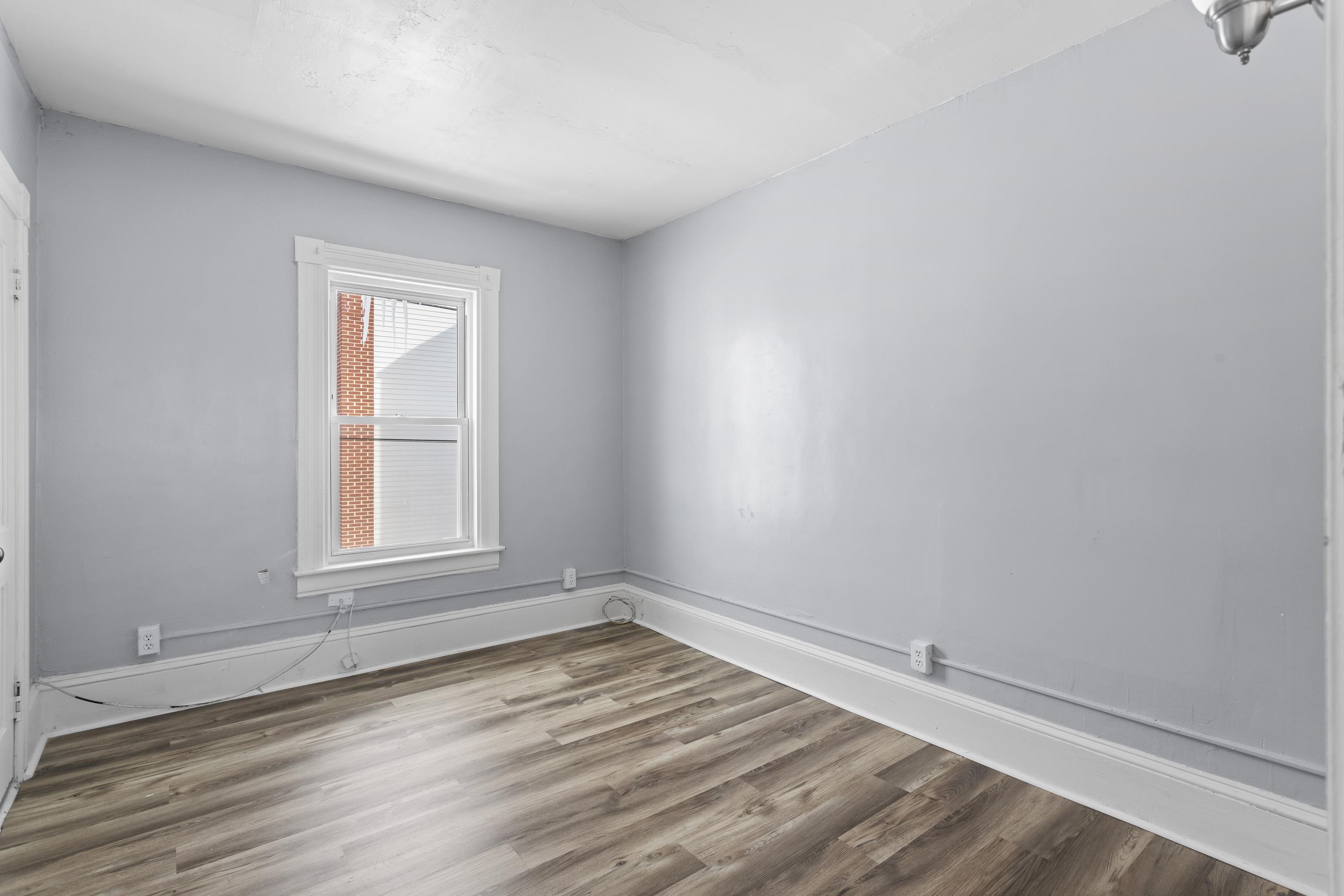 214 Bremer Street Manchester, NH 03102 - Photo 36 of 41