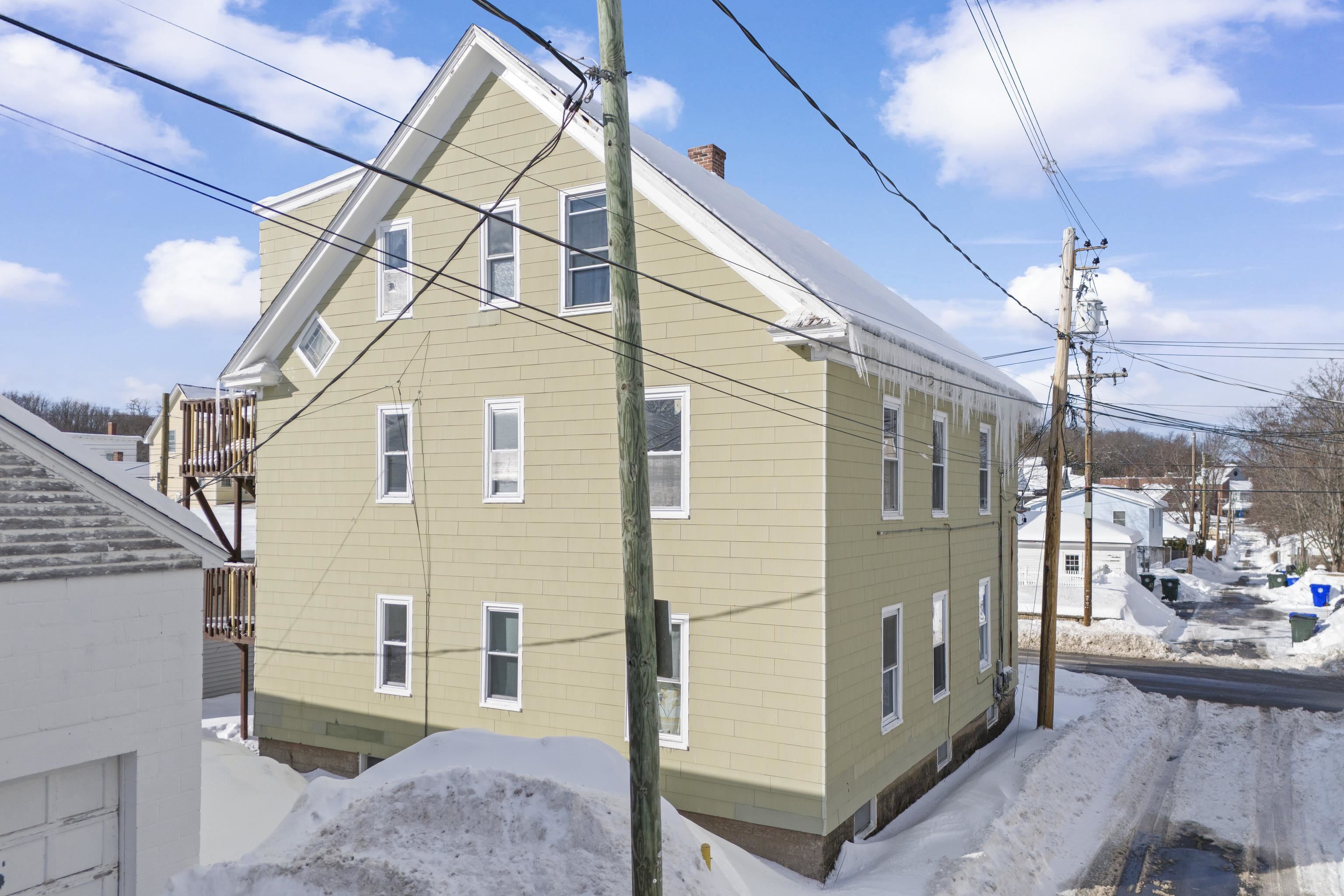 214 Bremer Street Manchester, NH 03102 - Photo 6 of 41