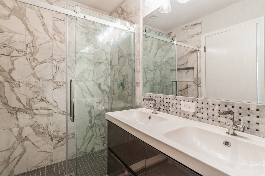 315 North Seminary Avenue Park Ridge, IL 60068 - Photo 14 of 27