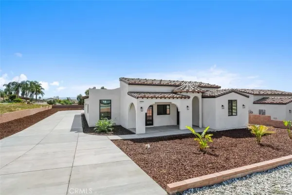 $1,250,000 | 4477 Gilchrist Drive, Riverside, CA 92505