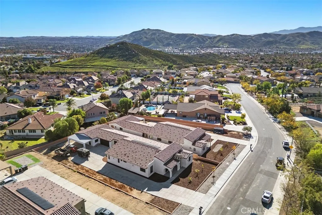 4477 Gilchrist Drive Riverside, CA 92505 - Photo 4 of 13