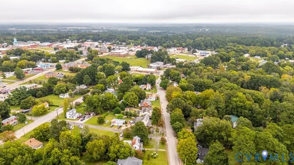 a picture of a wall with white walls