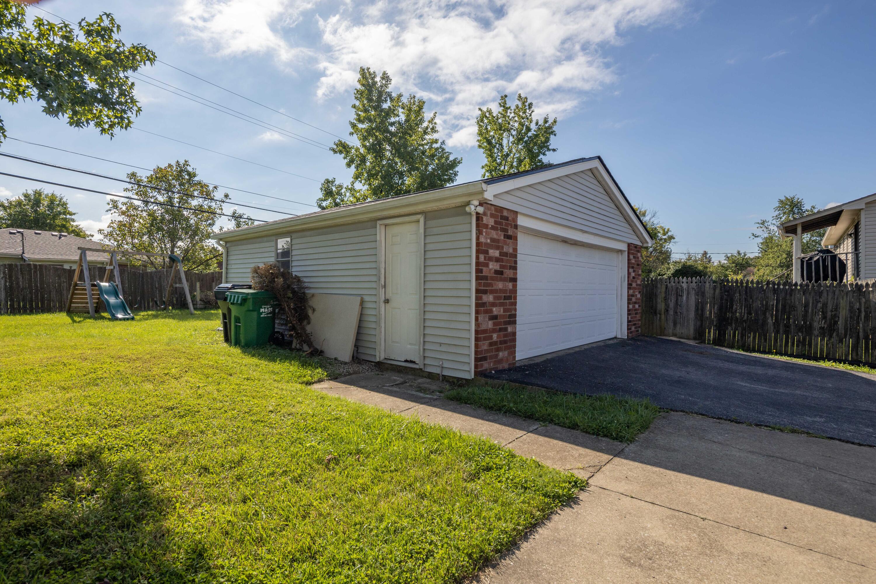 550 Mt Tabor Road Lexington, KY 40517 - Photo 18 of 25 550 Mt Tabor 019