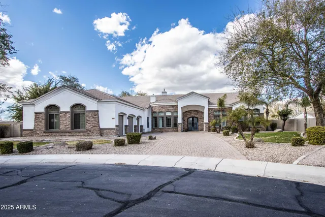 $4,999 | 4010 East Aquarius Pl., Chandler, AZ 85249