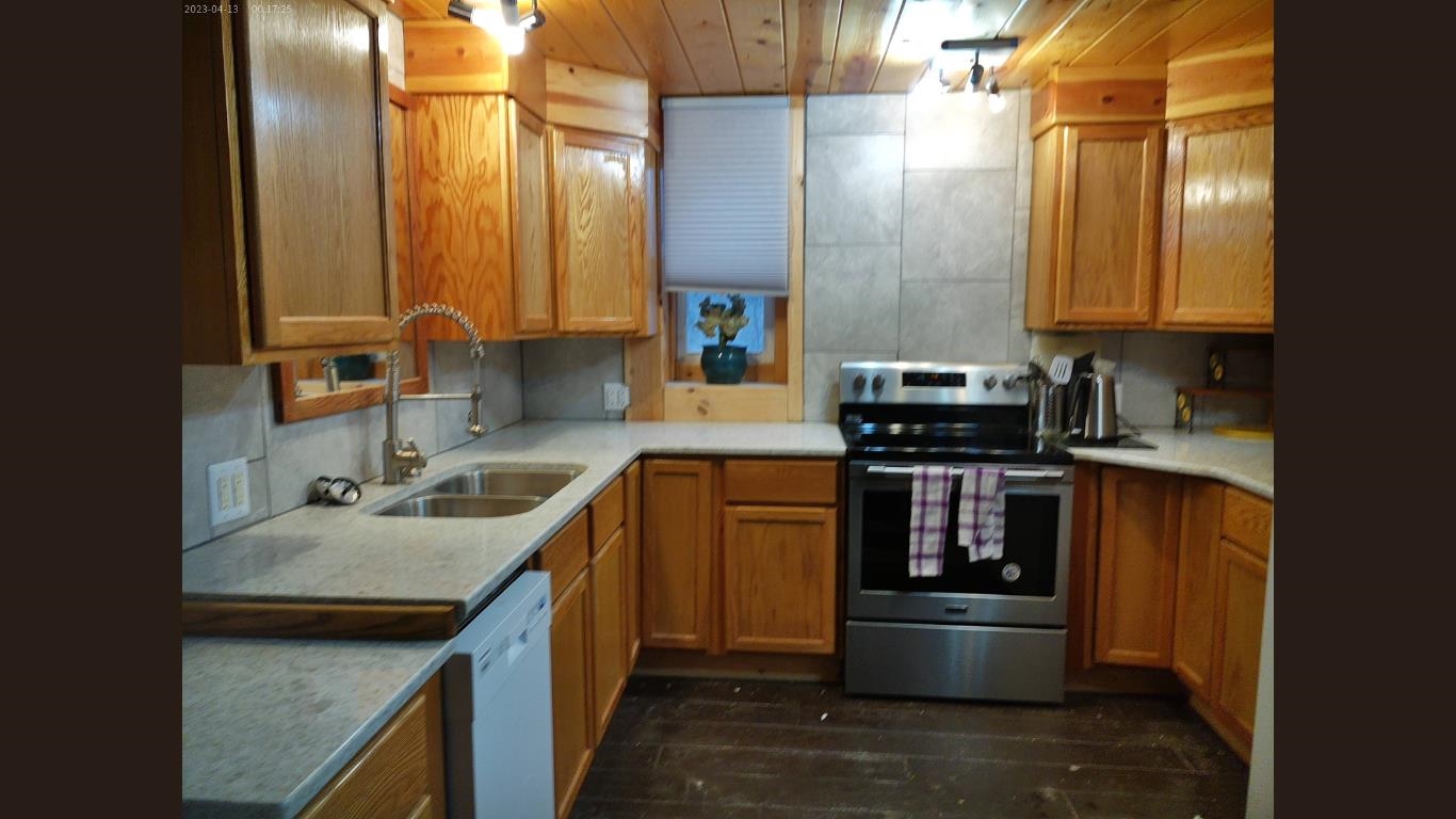 138 Peerless Road New Glarus, WI 53574 - Photo 24 of 28