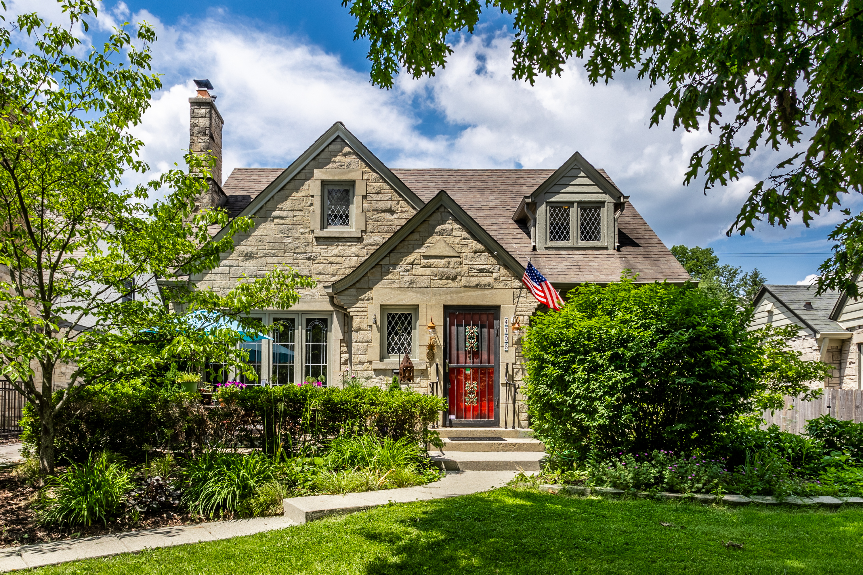 4706 North Illinois St  