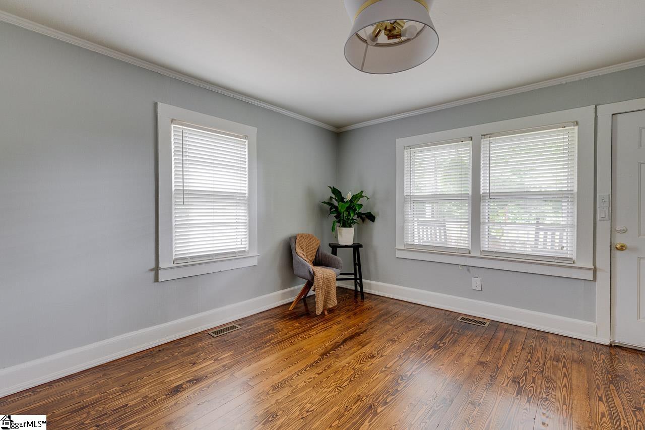 112 New Circle Road Travelers Rest, SC 29690 - Photo 7 of 28 Gallery Image 7