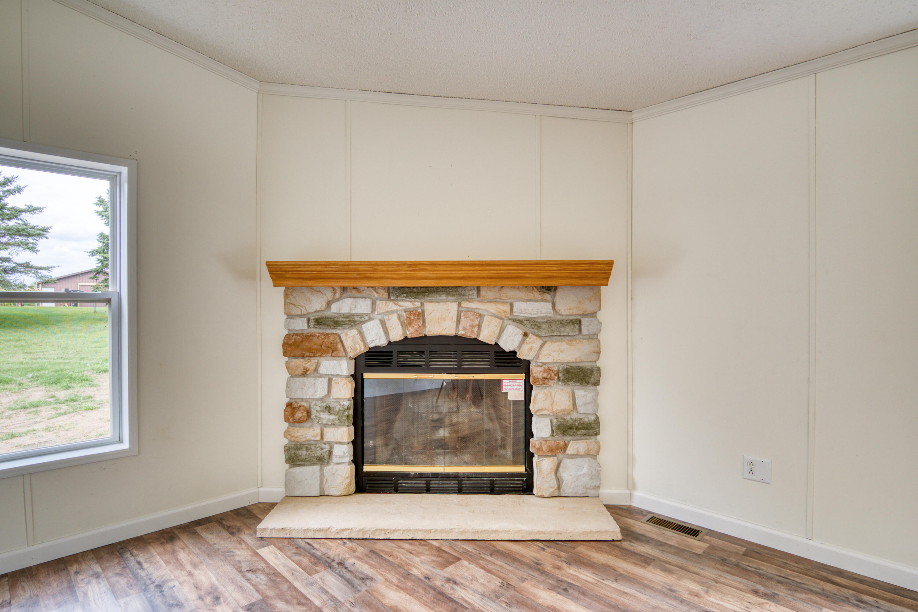 8699 South Coldwater Road Blanchard, MI 49310 - Photo 11 of 46 DSC07892_32