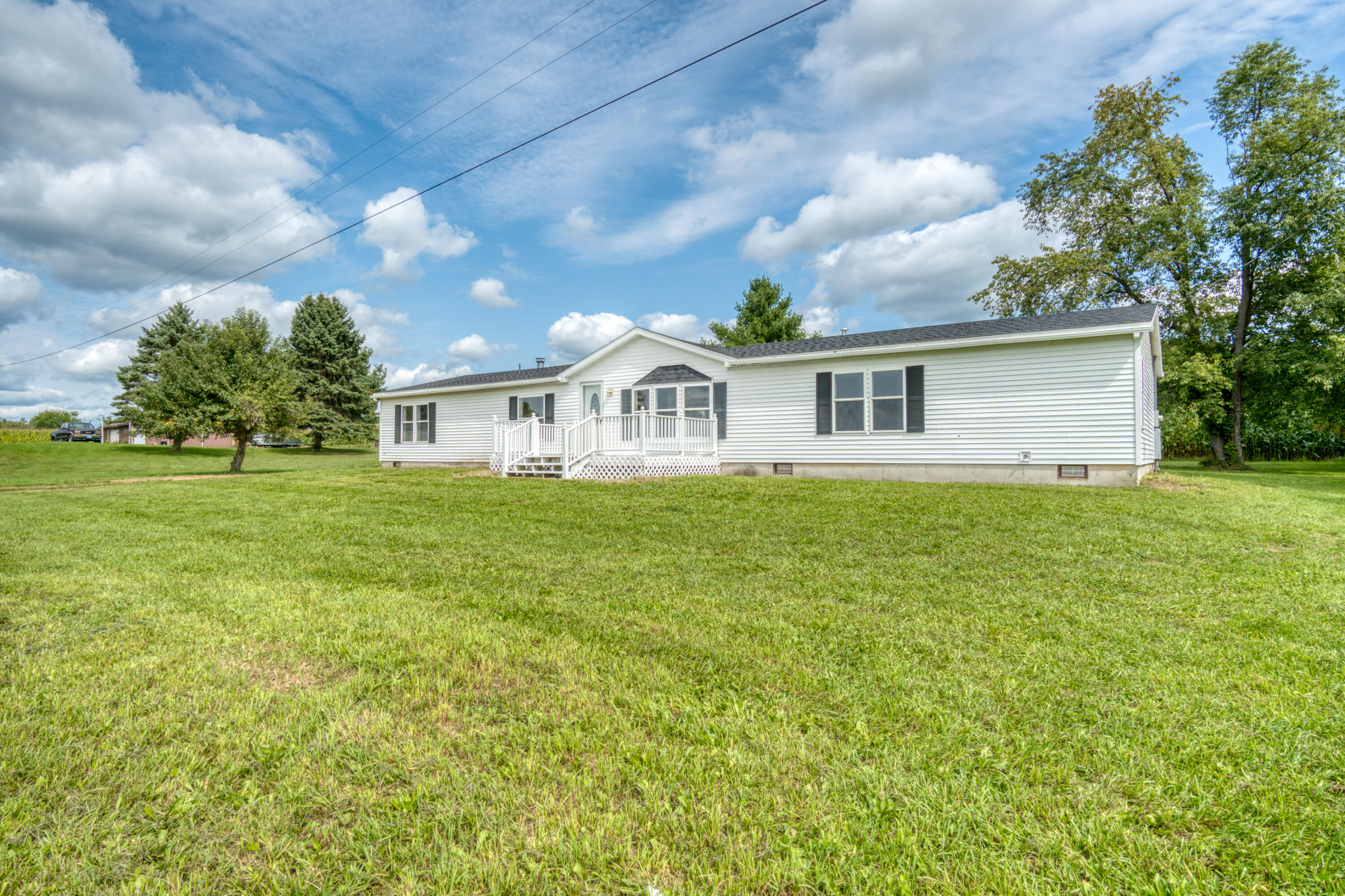 8699 South Coldwater Road Blanchard, MI 49310 - Photo 32 of 46 DSC07749_4
