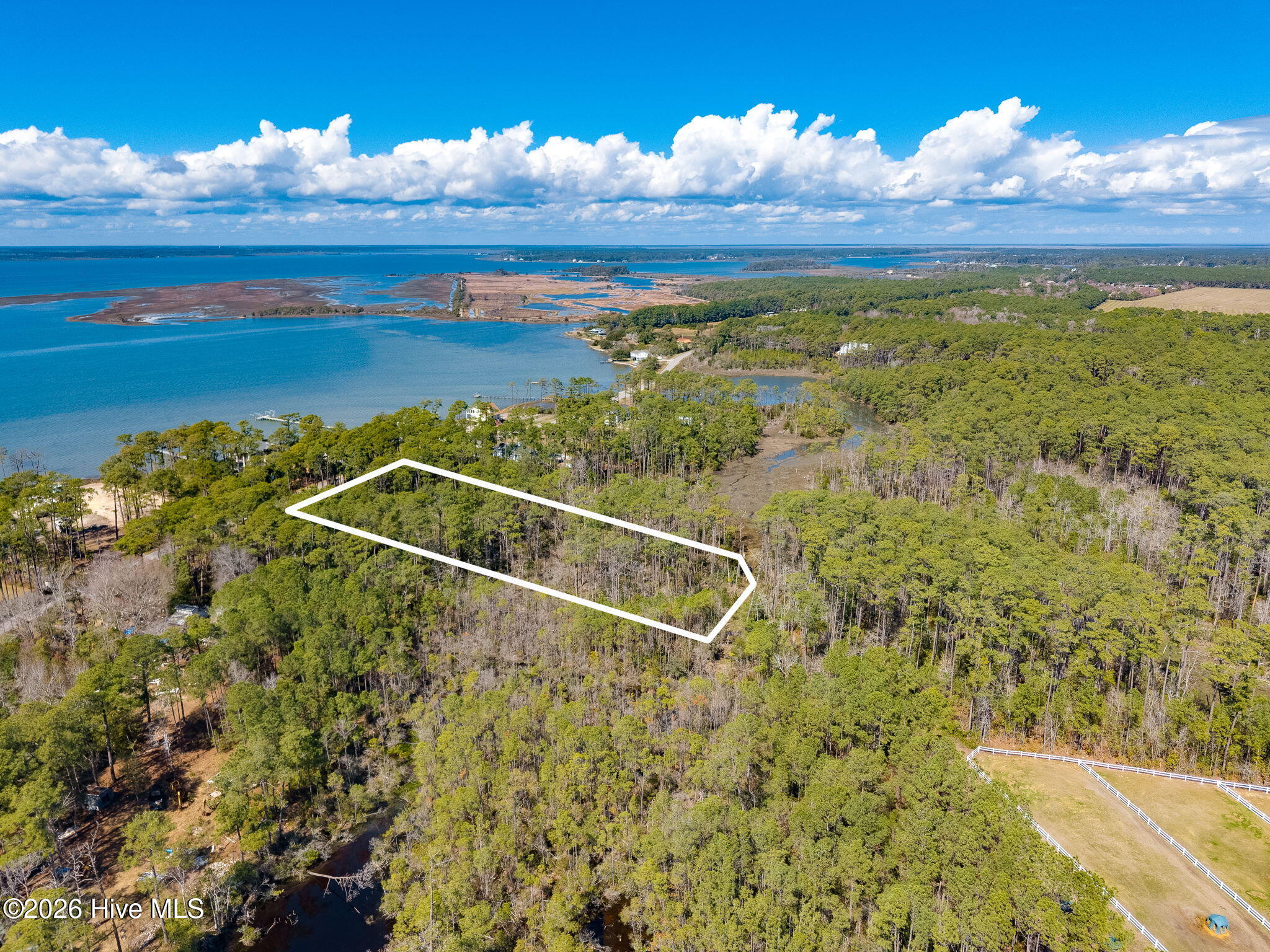 975 Crow Hill Road Beaufort, NC 28516 - Photo 5 of 23 975 Crow Hill