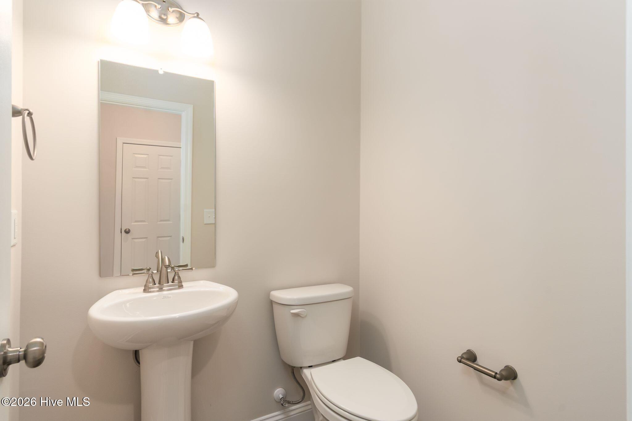 213 Brighttown Road Maysville, NC 28555 - Photo 22 of 45 Half Bathroom