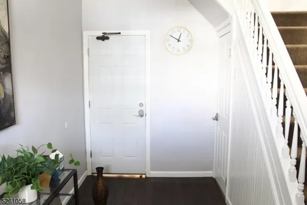 view of small space with wooden floor