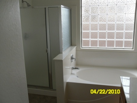 45346 West Applegate Road Maricopa, AZ 85139 - Photo 16 of 18 Master BAth
