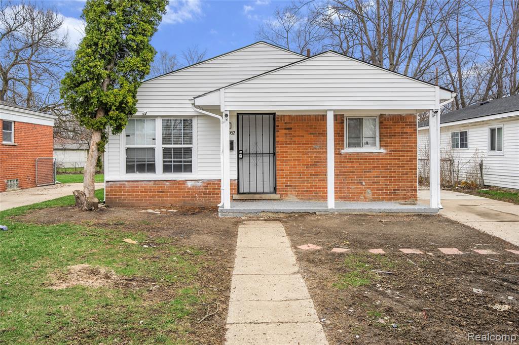 29982 Hazelwood Street Inkster, MI 48141 - Photo 1 of 19