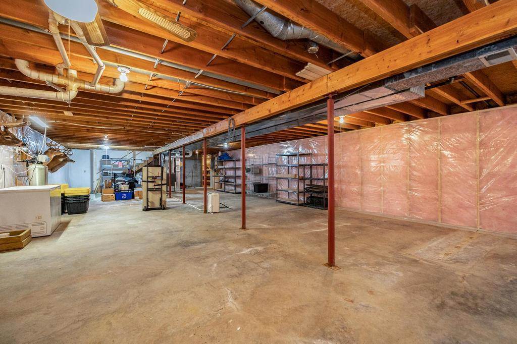 6406 Hillcrest Road Cedar Rapids, IA 52404 - Photo 32 of 41 Gallery Image 32