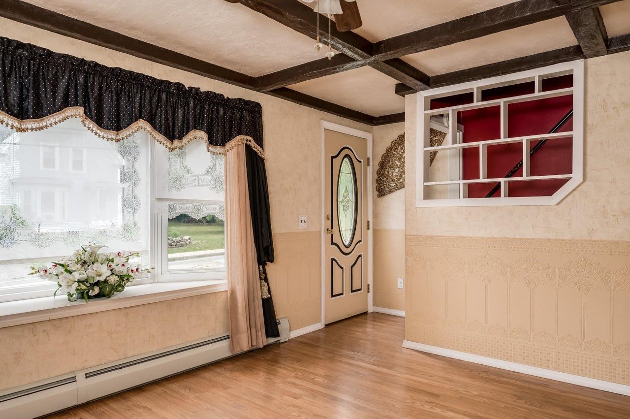 15 Chamberlain Street Rochester, NH 03867 - Photo 12 of 25