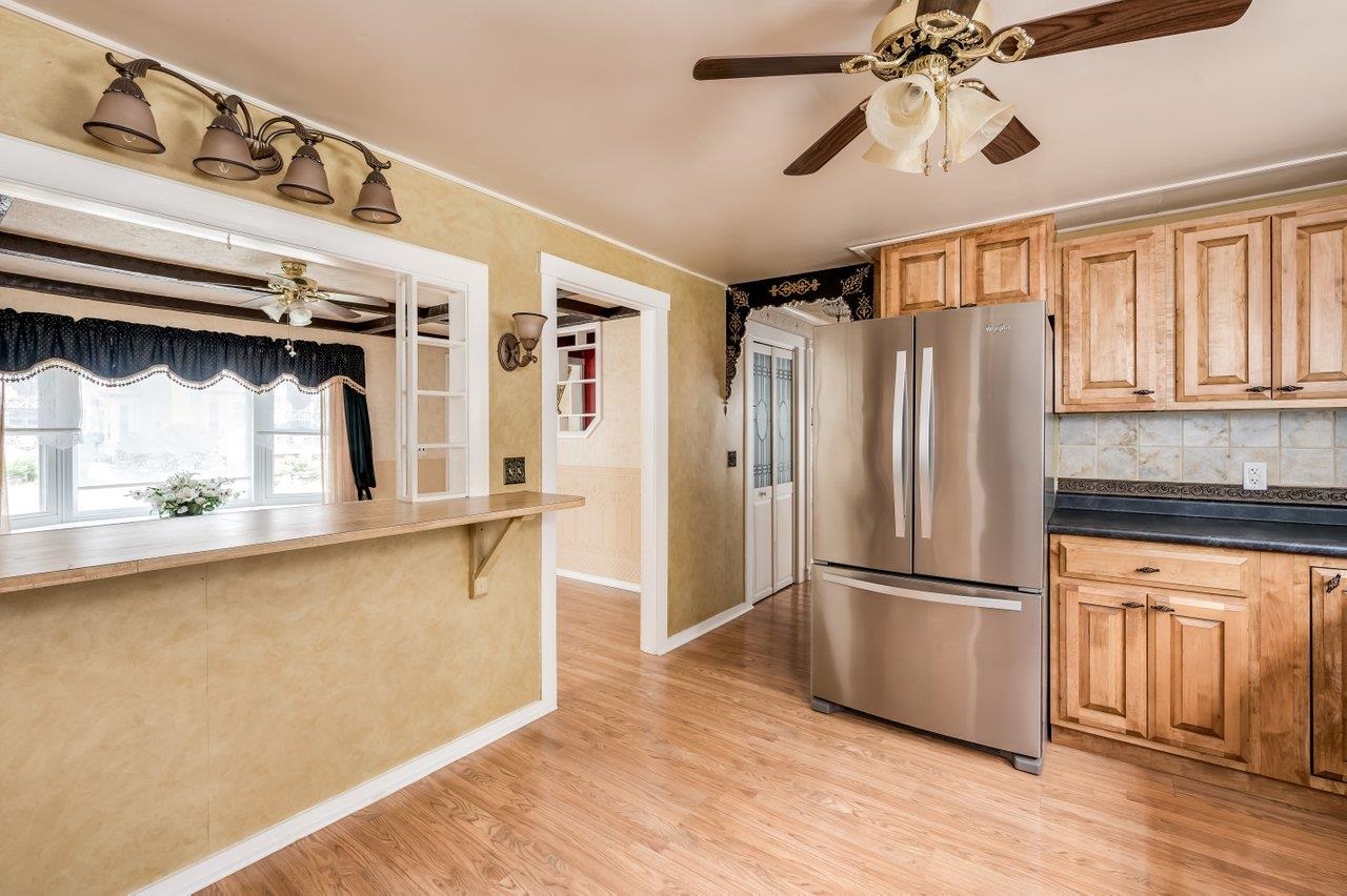 15 Chamberlain Street Rochester, NH 03867 - Photo 8 of 25