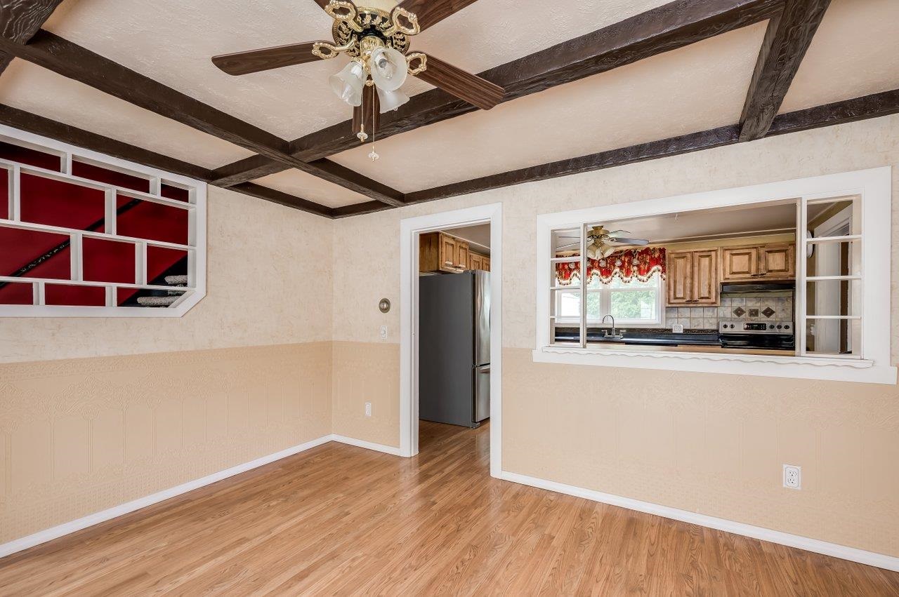 15 Chamberlain Street Rochester, NH 03867 - Photo 10 of 25