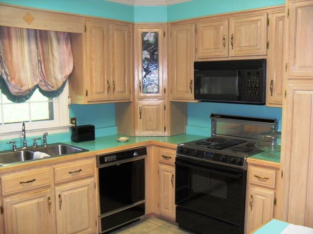 2047 Fairfield Road Henry, VA 24102 - Photo 10 of 34 EAT IN KITCHEN