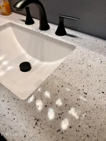 $198,000 | 16540 Tazewell Street, St. Paul, VA 24283