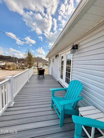 $198,000 | 16540 Tazewell Street, St. Paul, VA 24283