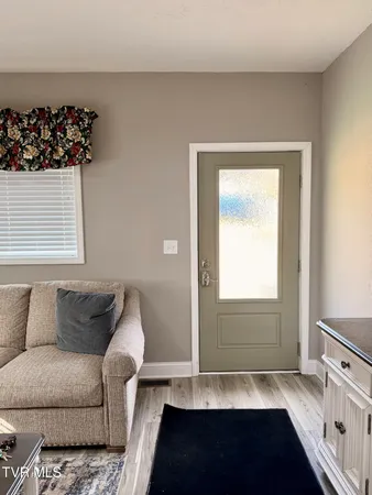 $198,000 | 16540 Tazewell Street, St. Paul, VA 24283