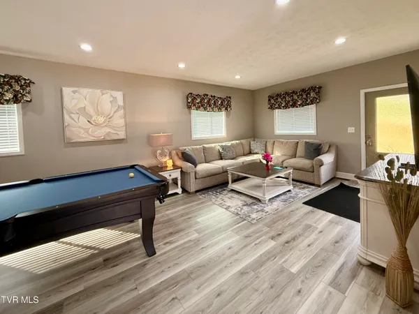 $198,000 | 16540 Tazewell Street, St. Paul, VA 24283