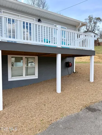 $198,000 | 16540 Tazewell Street, St. Paul, VA 24283