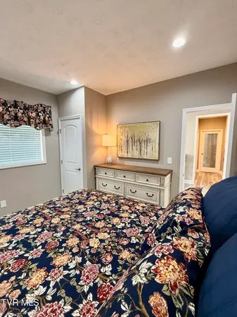 $198,000 | 16540 Tazewell Street, St. Paul, VA 24283