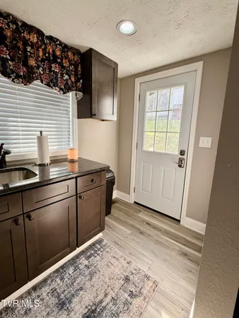 $198,000 | 16540 Tazewell Street, St. Paul, VA 24283