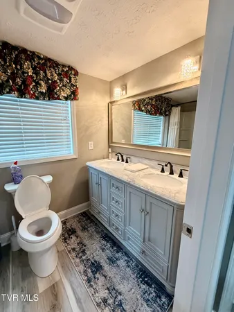 $198,000 | 16540 Tazewell Street, St. Paul, VA 24283