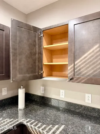 $198,000 | 16540 Tazewell Street, St. Paul, VA 24283