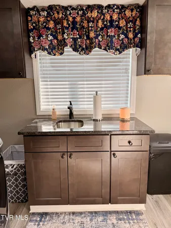 $198,000 | 16540 Tazewell Street, St. Paul, VA 24283